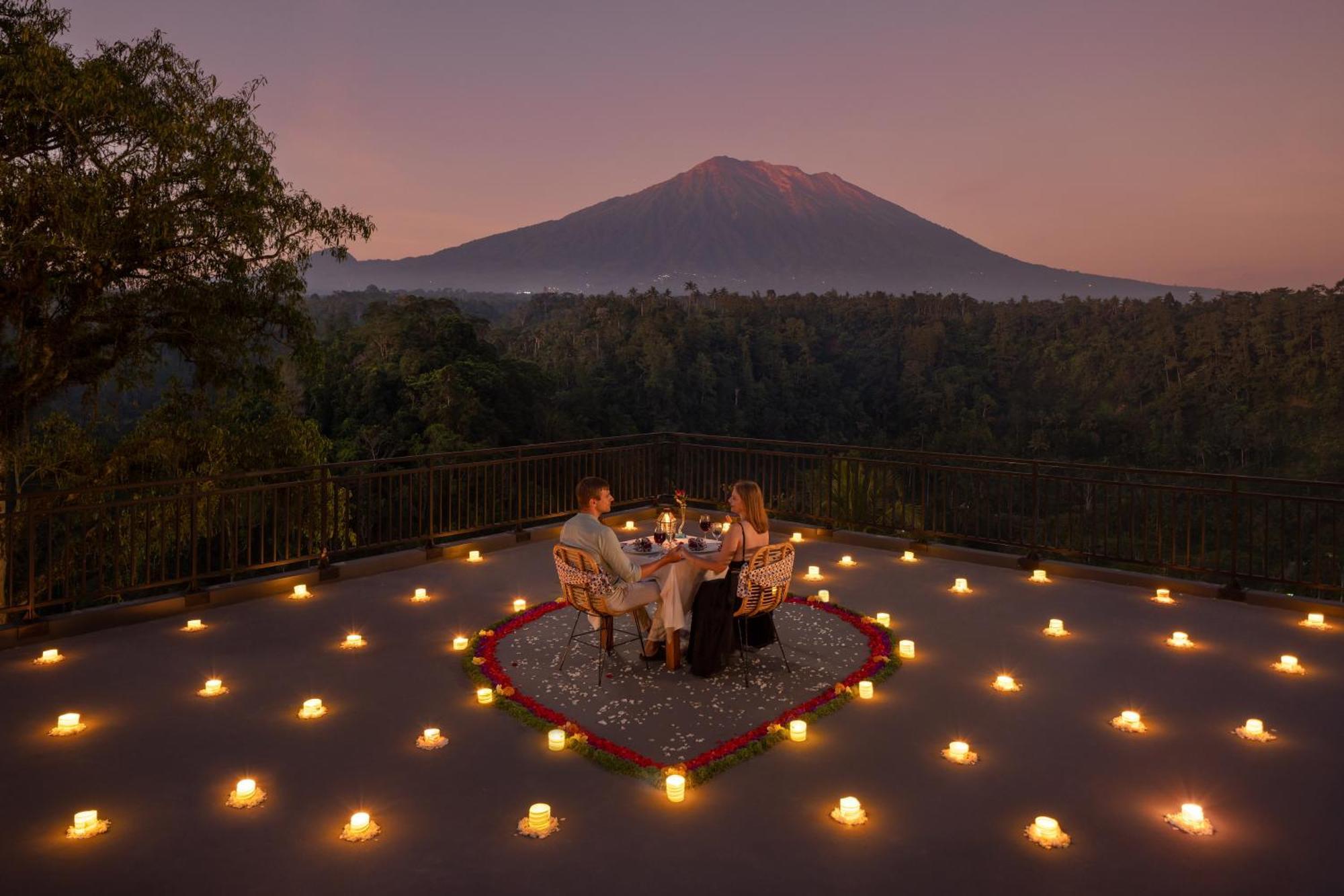 Hotel Tapa Agung View Menanga Esterno foto