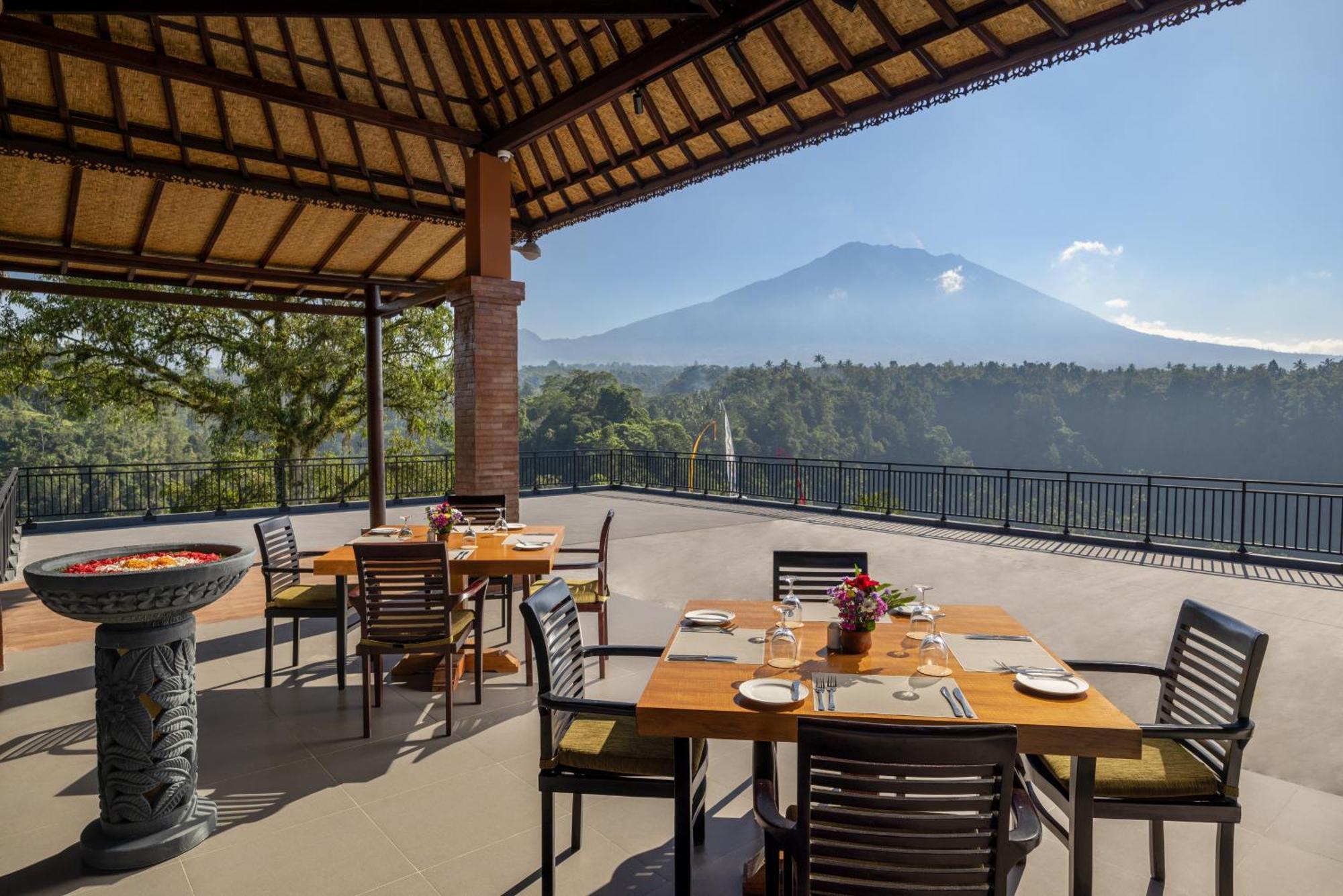 Hotel Tapa Agung View Menanga Esterno foto